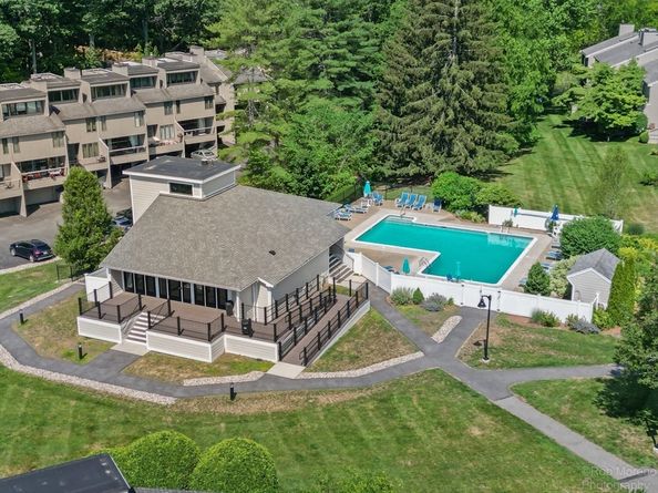 84 Mill Pond 84, North Andover MA 01845