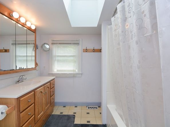 53 Concord St, Gloucester MA 01930