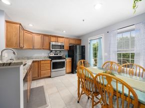 67 Boxberry Ln 67, Rockland MA 02370