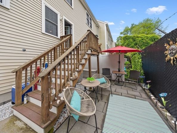 67 Boxberry Ln 67, Rockland MA 02370
