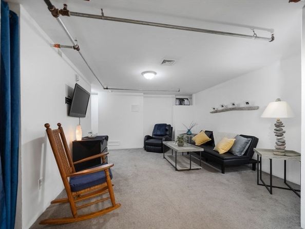 67 Boxberry Ln 67, Rockland MA 02370