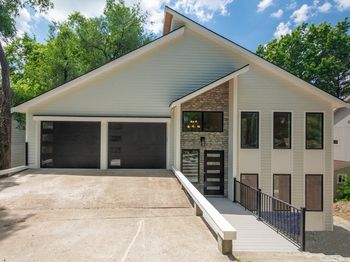 72 Wallis Rd