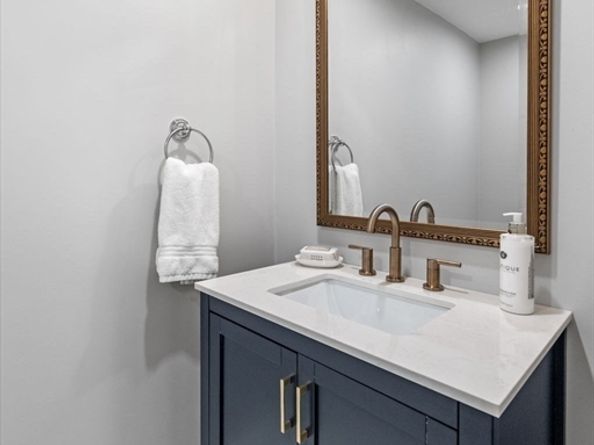 30 Grapevine Road, Gloucester MA 01930