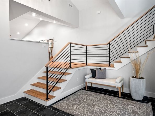 30 Grapevine Road, Gloucester MA 01930