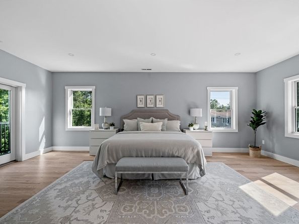 30 Grapevine Road, Gloucester MA 01930