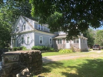 84 Booth Hill Rd