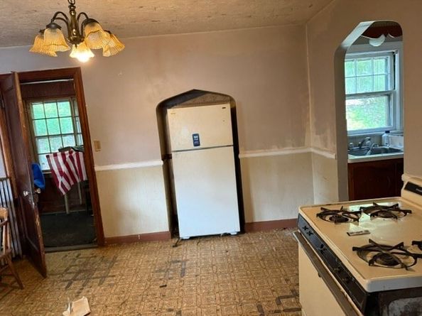 26 Carlstad St, Worcester MA 01607