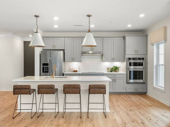 320 Martins Landing 307, North Reading MA 01864