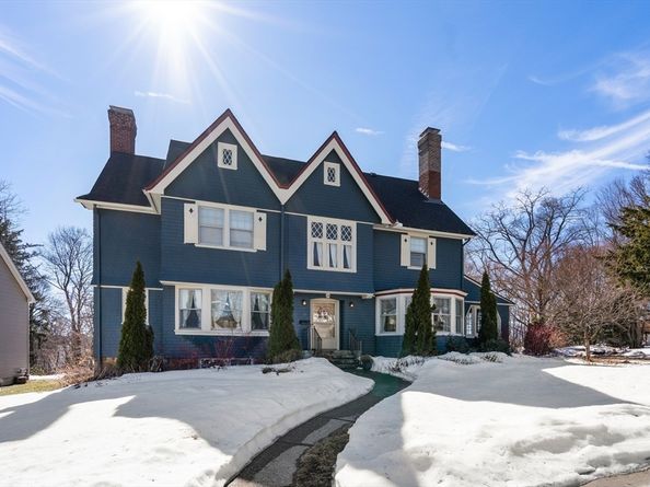 25 Kenwood Ave, Worcester MA 01605