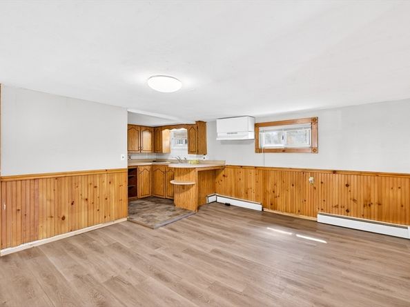 40 Moran St, Gardner MA 01440