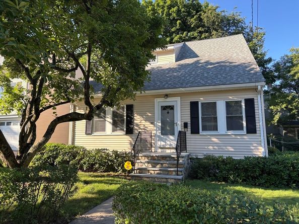 59 Fottler Ave, Lexington MA 02420