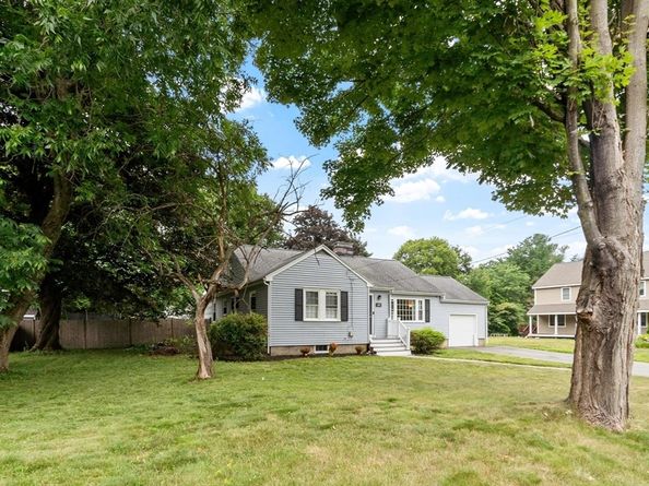 61 Goldsmith St, Littleton MA 01460