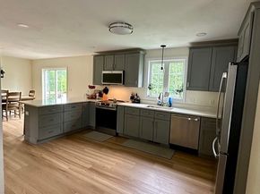 17 Noble Street, Dudley MA 01571