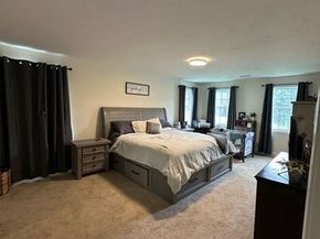 17 Noble Street, Dudley MA 01571