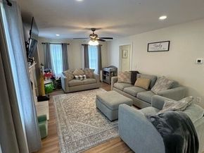 17 Noble Street, Dudley MA 01571