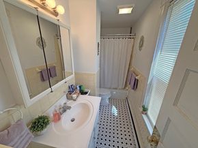 4 Bellevue Ave, Brockton MA 02302