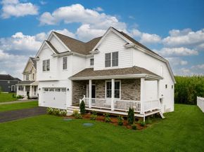 4 Narragansett Dr, West Bridgewater MA 02379