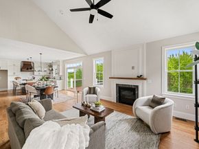 4 Narragansett Dr, West Bridgewater MA 02379