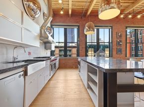 49 Melcher St PH501, Boston MA 02210