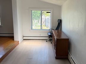 576 Sea St, Quincy MA 02169