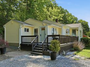 116 White Pond Rd, Stow MA 01775