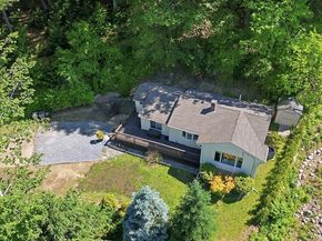 116 White Pond Rd, Stow MA 01775