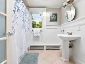 34 Washington Ave, Burlington MA 01803