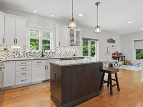 2 Klondike Road, Grafton MA 01560