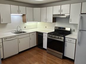 19 Rose Ct 19, Norwood MA 02062