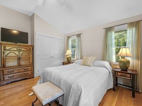 9 Oxford Rd, Gloucester MA 01930