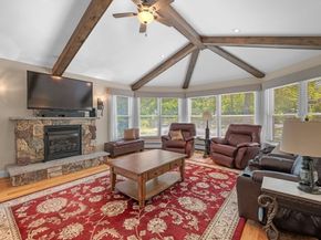 9 Oxford Rd, Gloucester MA 01930