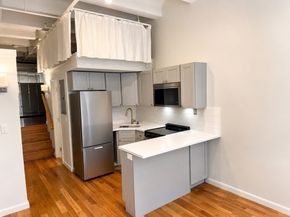 12 Stoneholm St 307, Boston MA 02115