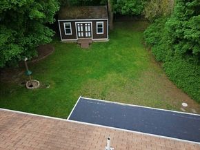 33 Quincy St, Holbrook MA 02343