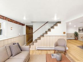 33 Quincy St, Holbrook MA 02343