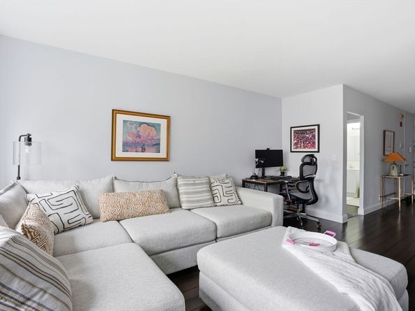 65 E India Row 14A, Boston MA 02110