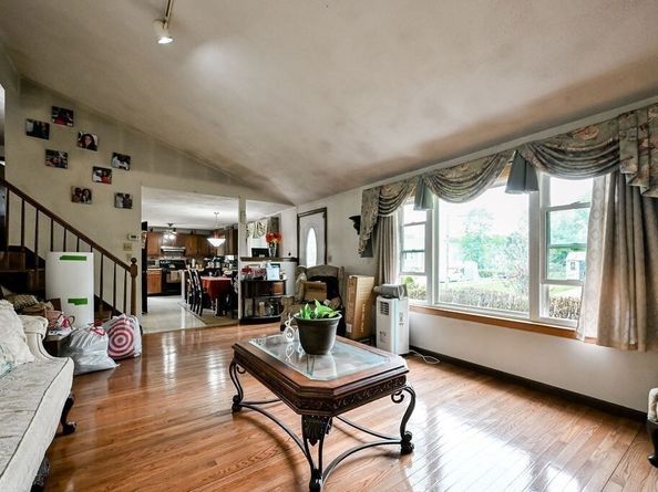 65 Holmes Ave, Brockton MA 02302