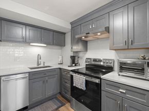 392 E 8th St 1, Boston MA 02127