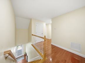 2 Williamsburg Way 2, Medway MA 02053