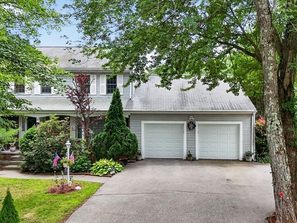 16 Hill St, Shrewsbury MA 01545