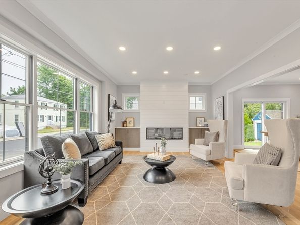 29 Keystone, Boston MA 02132