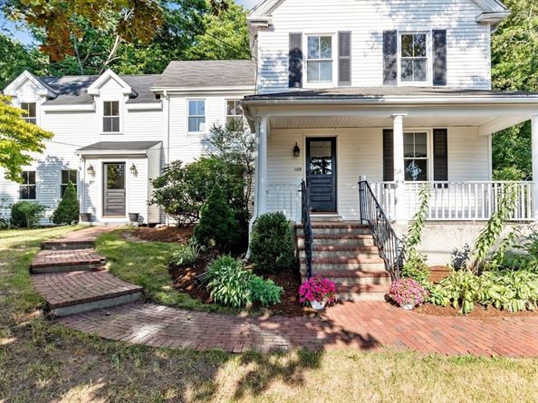 109 Grove St, Lexington MA 02420