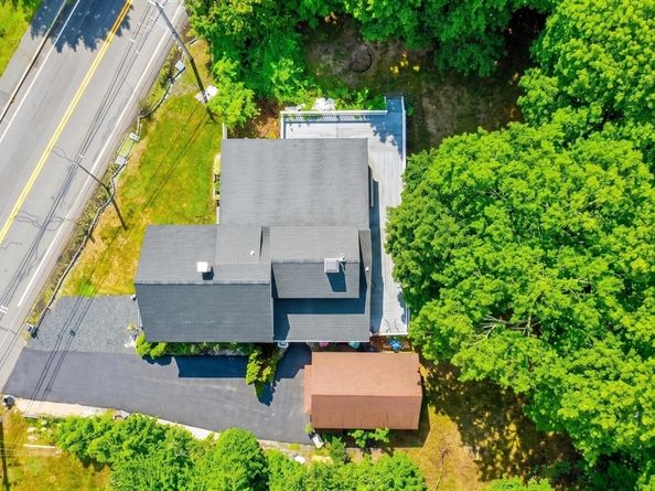 73 Wareham St, Middleboro MA 02346