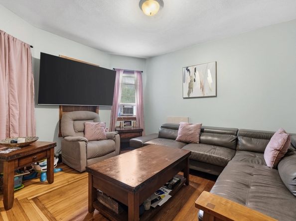 196-196A Hamilton St, Boston MA 02122