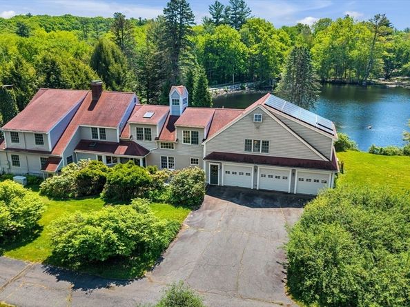 28 S Mill St, Hopkinton MA 01748