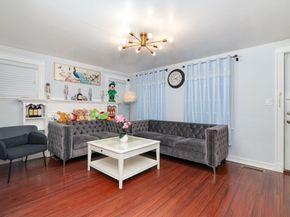 107 Fayette St, Quincy MA 02171