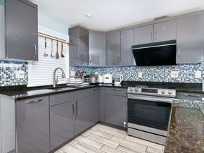 107 Fayette St, Quincy MA 02171