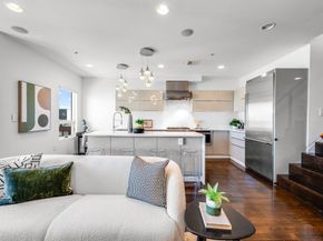 687 E 2nd St 8, Boston MA 02127