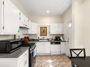 659 Washington St, Whitman MA 02382