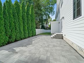 42 Bow Rd, Newton MA 02459