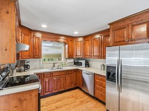 108 Kendall St, Walpole MA 02081